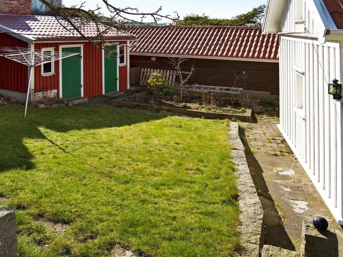 5 Person Holiday Home In Str Mstad Strömstad Стая снимка